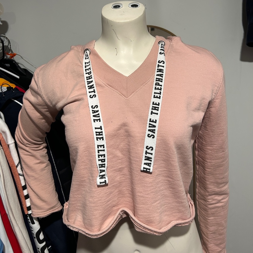 Cropped ivory Ella hoodie